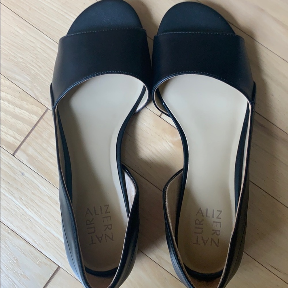 Naturalizer flat sandals, black 8 1/2